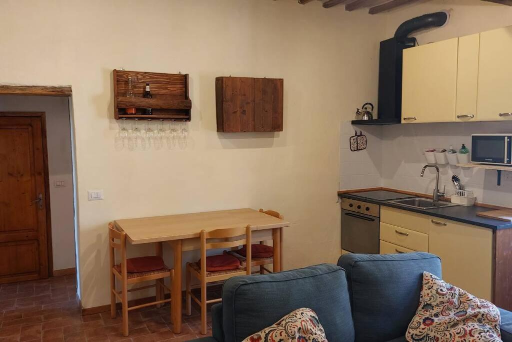 Piccolo Appartamento Monticiano Extérieur photo